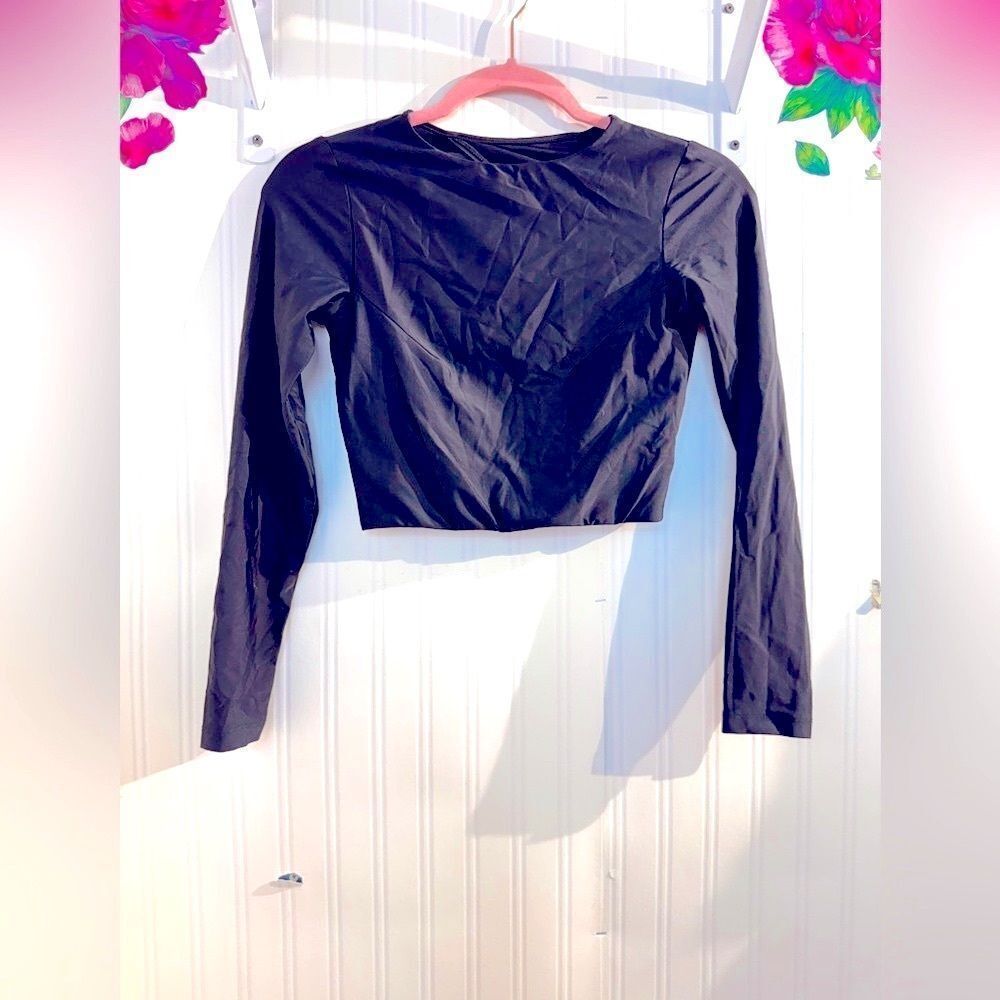Manola Elegant Black Long Sleeve Women's Top‎ Sz S - Picture 2 of 6
